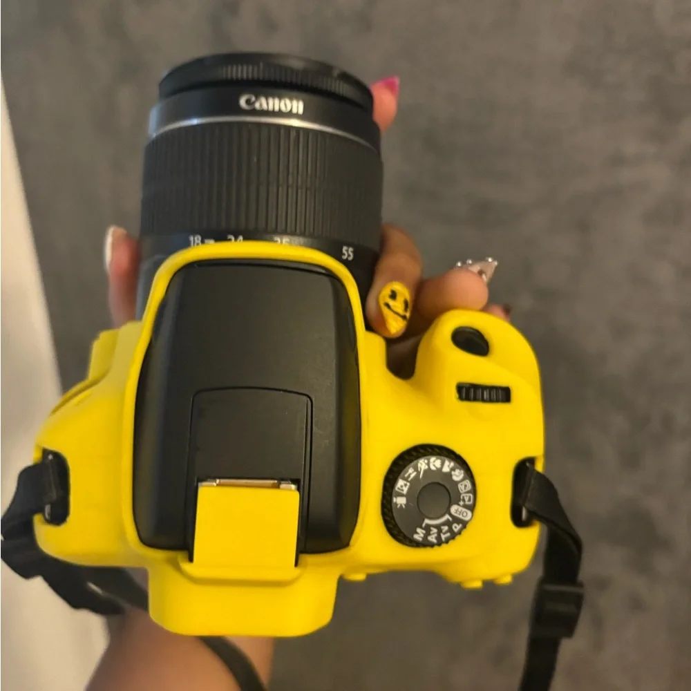 Canon Eos t100